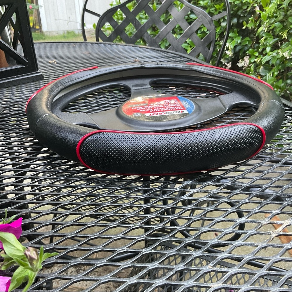 🏎️AutoCraft Red Racing Style Steering Wheel Cover! - Picture 14 of 16
